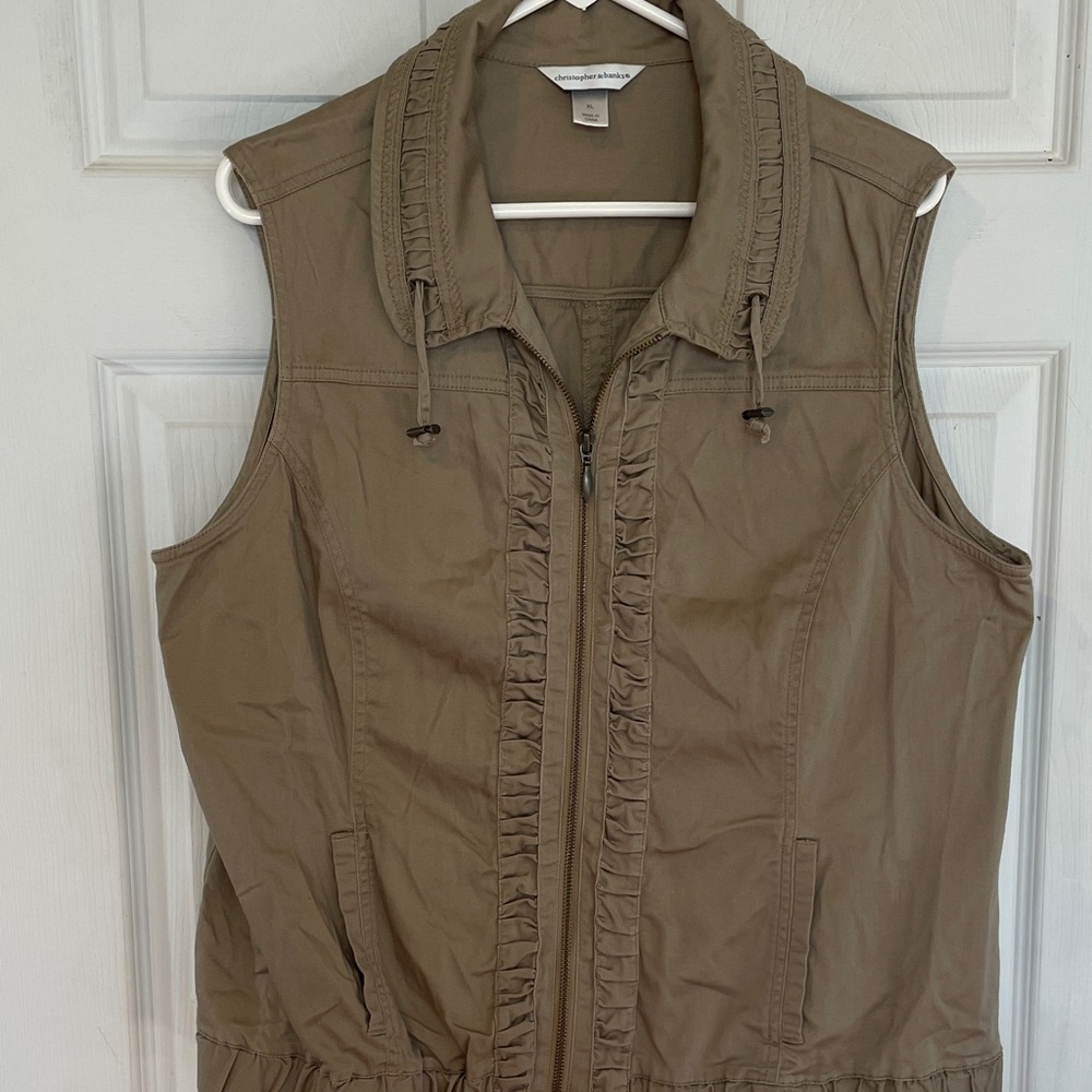 Christopher & Banks Size XL Sleeveless Vest